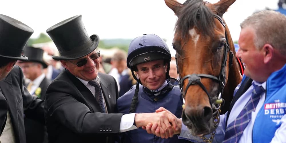 Fans Flock to Southwell as City Of Troy Takes a Step Towards Breeders' Cup Glory