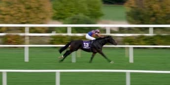 Twain Steals Spotlight in Criterium International, Eyes Classics in 2025