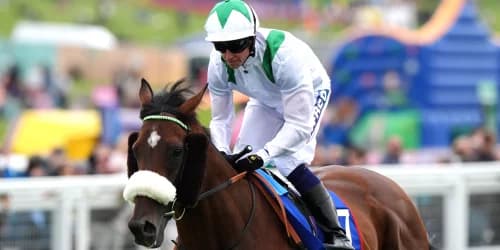 Deira Mile's Arc Dreams Hang in the Balance as Winter Break Looms