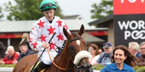 Billy Lee produces Rockingham masterclass with Amazon Lady