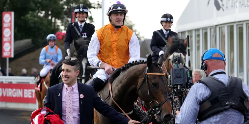 Lethal Levi’s Powerhouse Victory Headlines Karl Burke’s Dominant Ayr Gold Cup Performance