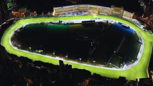 Experience the Thrill of Happy Valley Racecourse Experience the Thrill of Happy Valley Racecourse